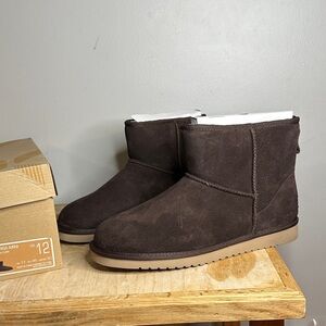 UGG Men's Chocolate Brown Suede Boots size 12